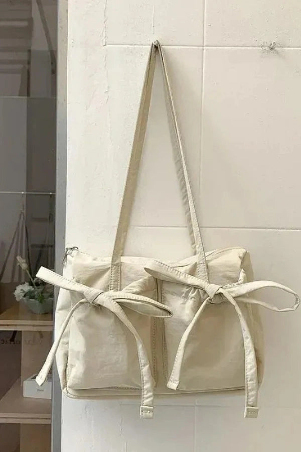 Elegantly Styled Bag for Everyday Wear