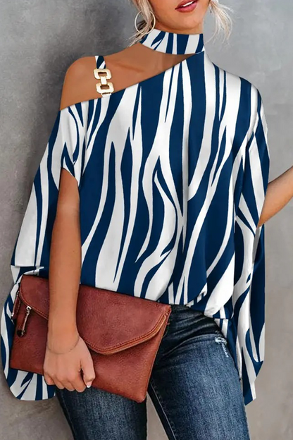 Beautifully Finished Blouse in a Timeless Design