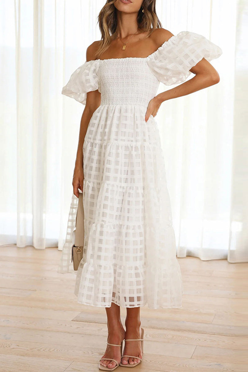 Classic Vintage Dress with a Flattering Fit