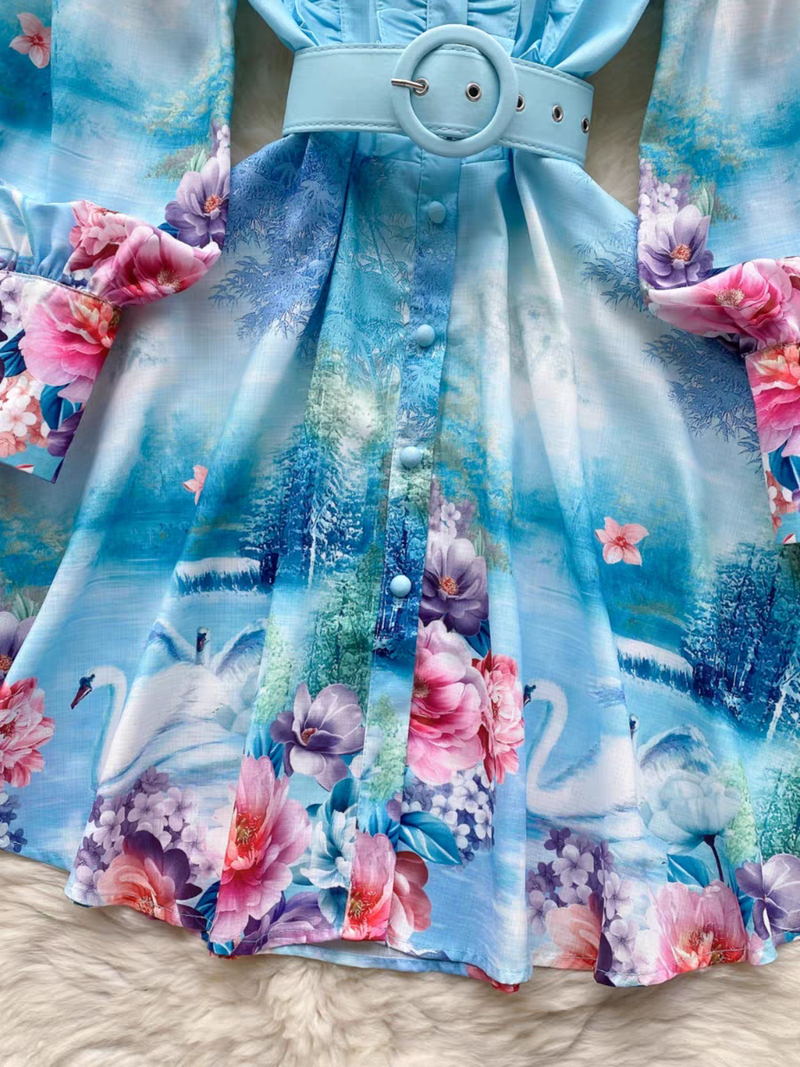 Classic Vintage & Enduringly Stylish Dress