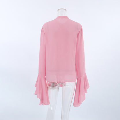 Effortlessly Elegant Blouse with a Timeless Design