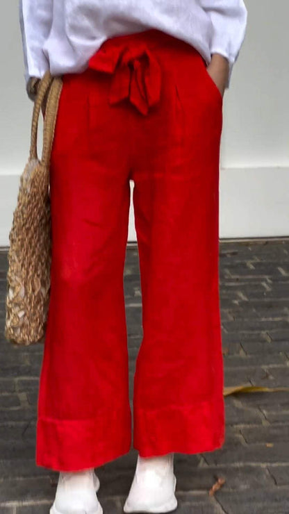 Well Tailored Trousers with a Graceful Silhouette