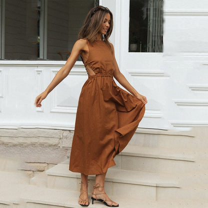 Effortlessly Elegant Dress with a Timeless Design