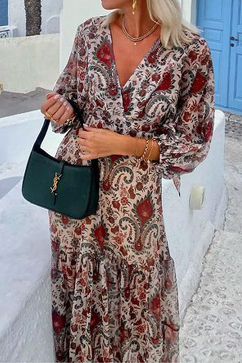 A Vintage Style Dress with Delicate Timeless Details