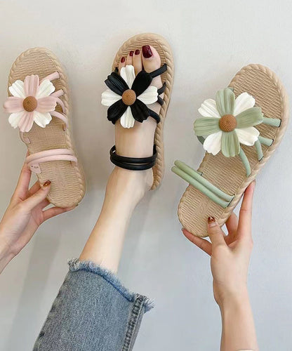 Effortlessly Elegant Sandals with a Timeless Design