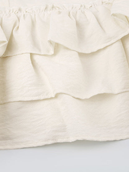 Sophisticated Garment with a Clean Classic Look