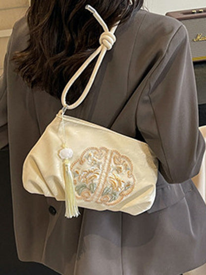 Elegantly Styled Bag for Everyday Wear