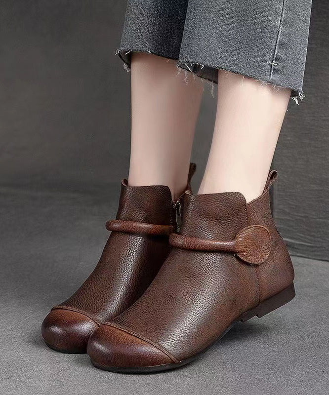 Elegantly Styled Boots for Everyday Wear