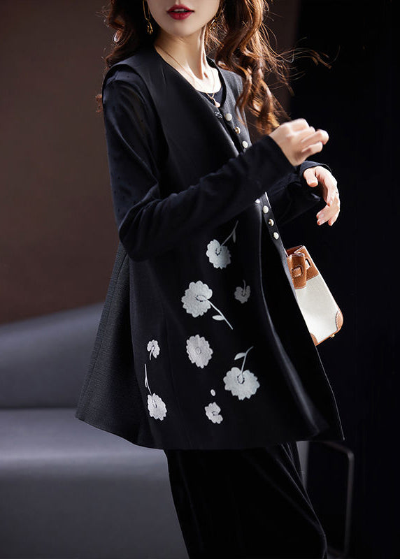 Gracefully Styled Coat for Any Occasion