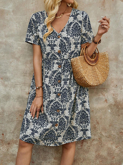 Sophisticated Dress with a Clean Classic Look