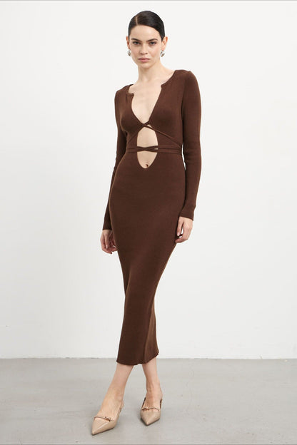 Beautifully Finished Sweater in a Timeless Design