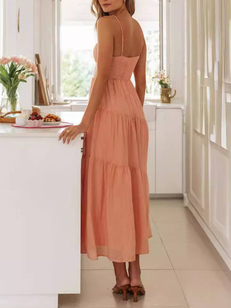 Beautifully Finished Dress in a Timeless Design
