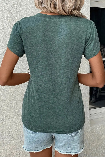 Effortlessly Elegant Shirt with a Timeless Design