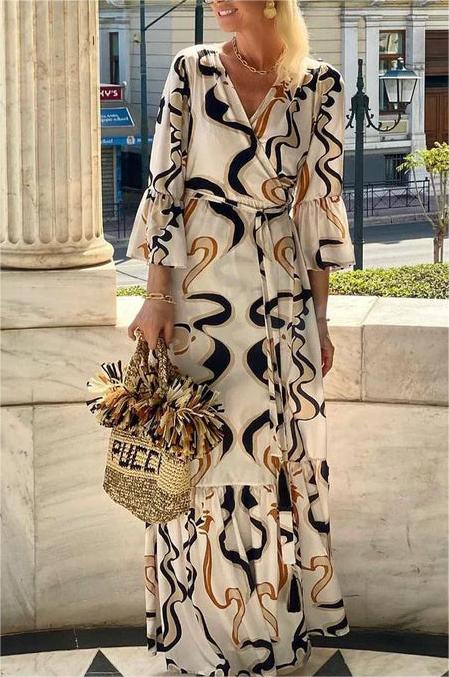 Beautifully Crafted Dress in a Classic Style