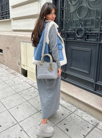 Effortlessly Elegant Coat with a Timeless Design