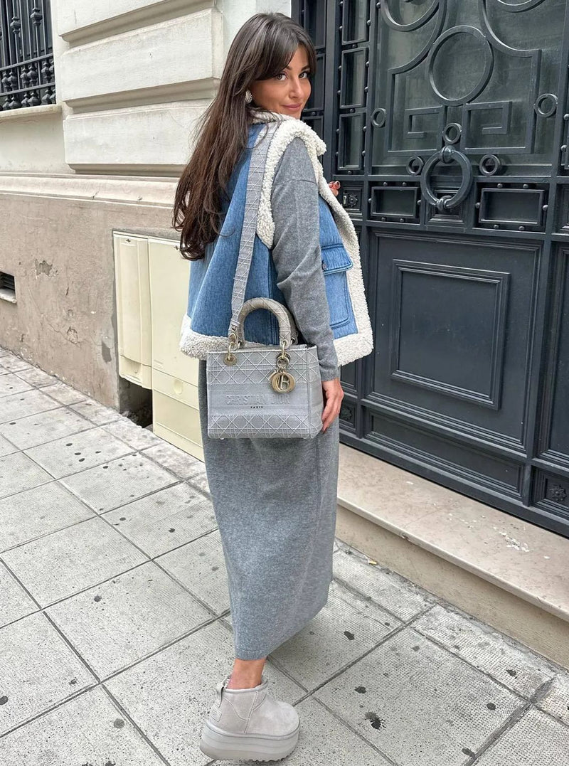 Effortlessly Elegant Coat with a Timeless Design