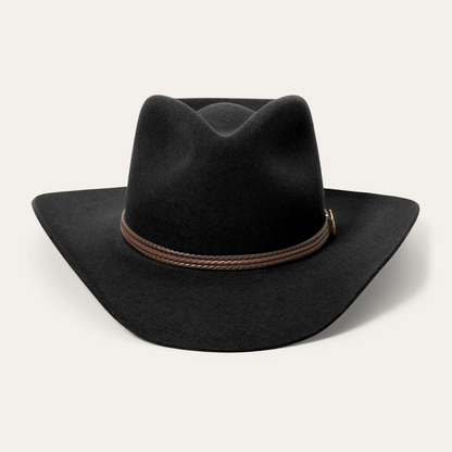 Effortlessly Elegant Garment with a Timeless Design