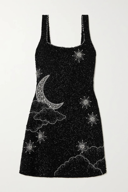 Well Tailored Garment with a Graceful Silhouette