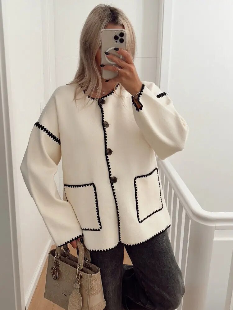Polished Jacket with an Effortless Classic Look