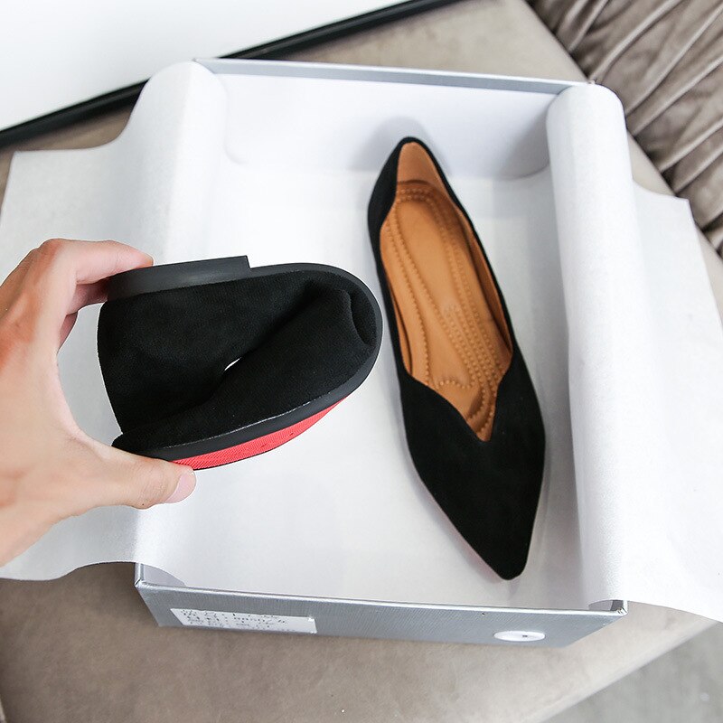 Well Tailored Garment with a Graceful Silhouette