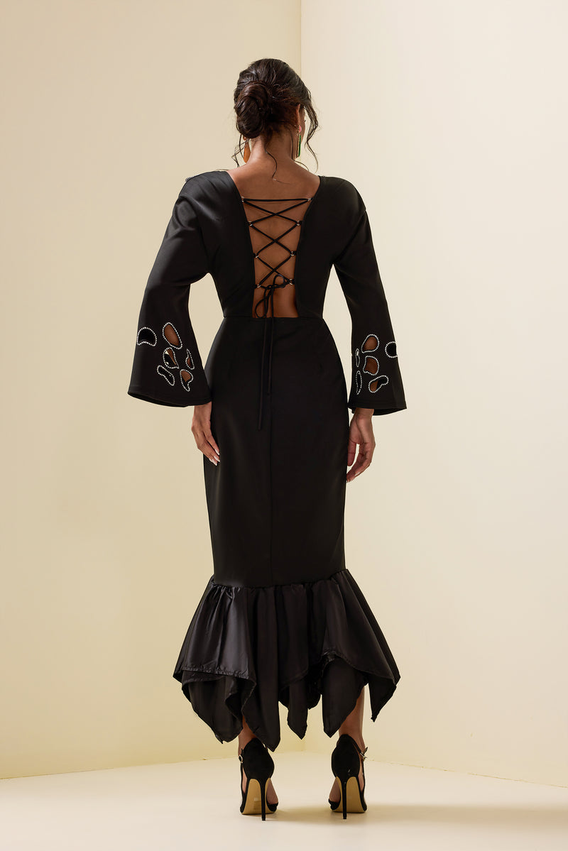 Sophisticated Dress with a Clean Classic Look