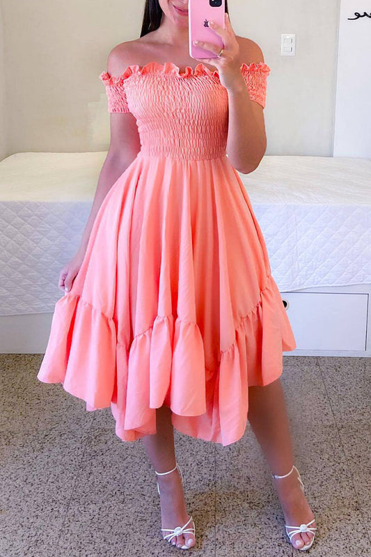 Effortlessly Elegant Dress with a Timeless Design