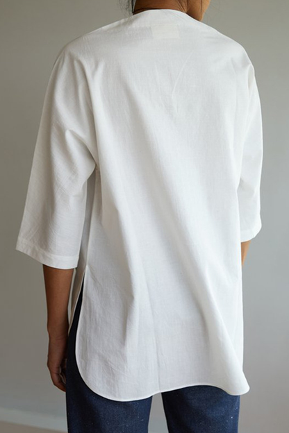 Beautifully Finished Top in a Timeless Design