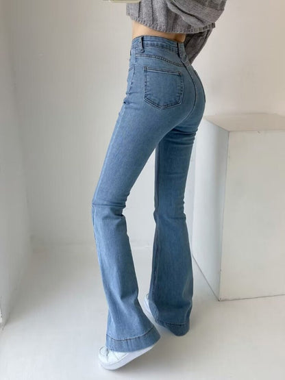 Classic Vintage Trousers with a Flattering Fit