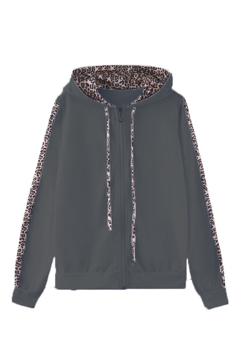 Beautifully Finished Garment in a Timeless Design