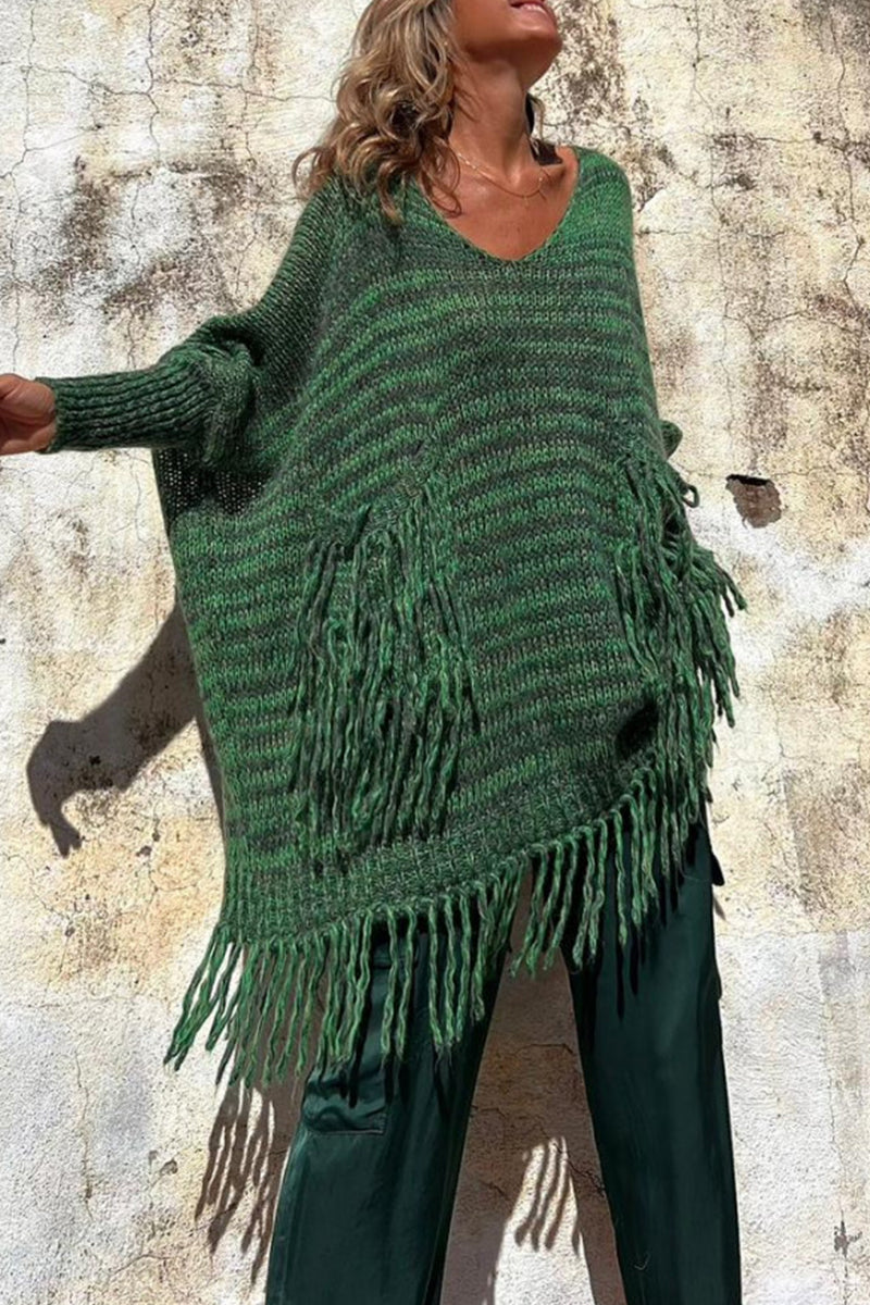 Effortlessly Elegant Sweater with a Timeless Design