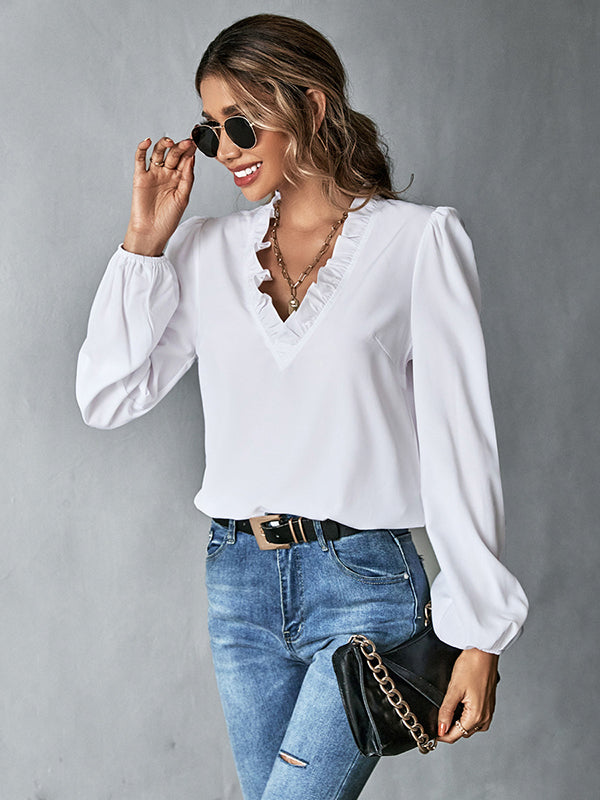 Beautifully Crafted Blouse in a Classic Style