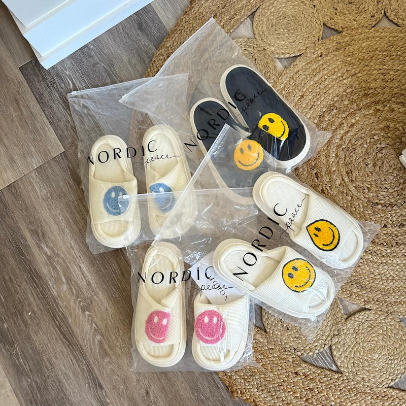 Classic Vintage Sandals with a Flattering Fit