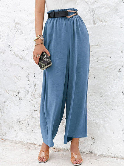 Effortlessly Elegant Pants with a Timeless Design