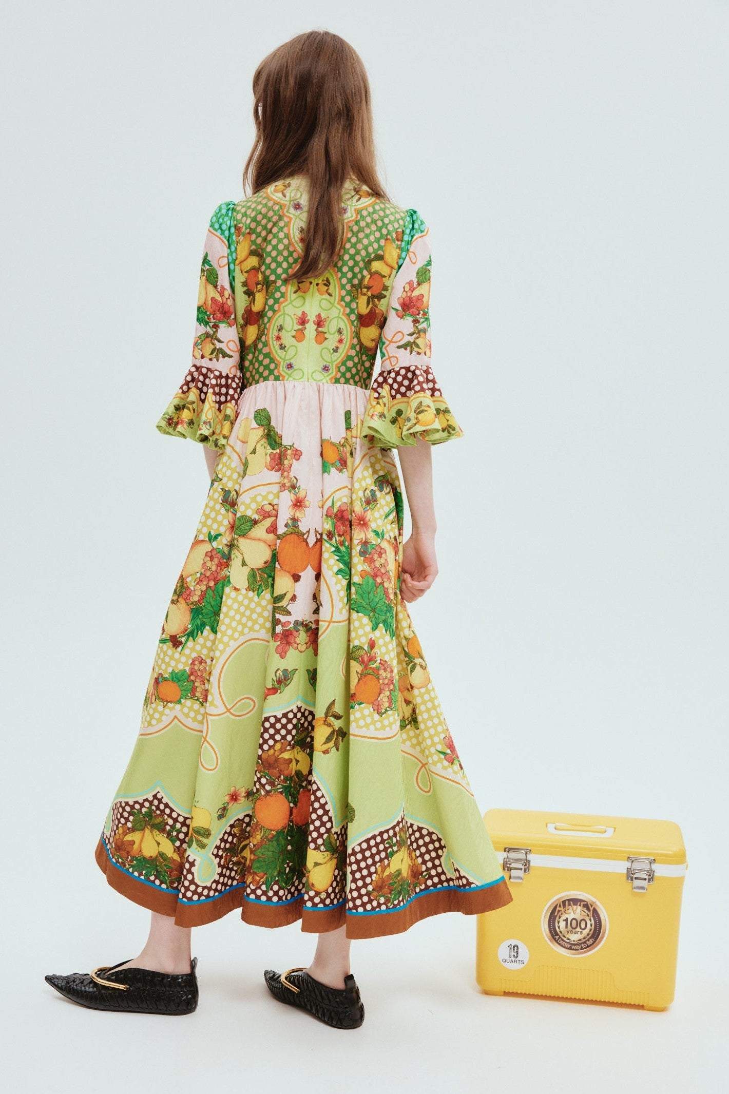 Well Tailored Dress with a Graceful Silhouette