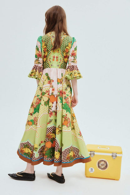 Well Tailored Dress with a Graceful Silhouette