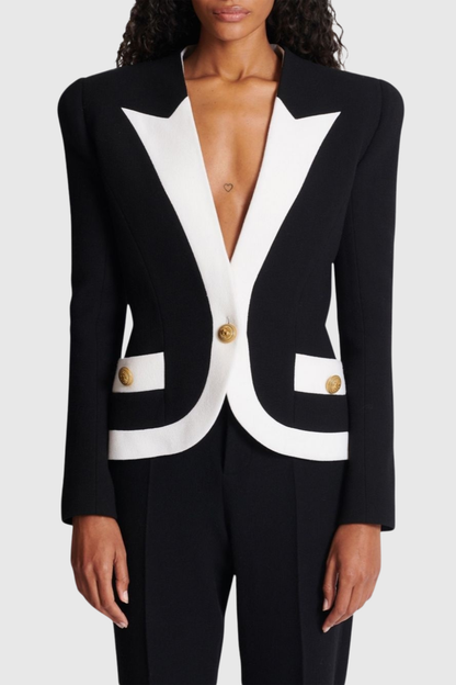 Beautifully Finished Garment in a Timeless Design
