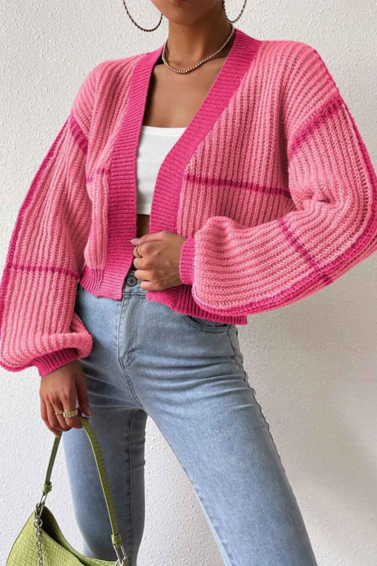 Well Tailored Cardigan with a Graceful Silhouette
