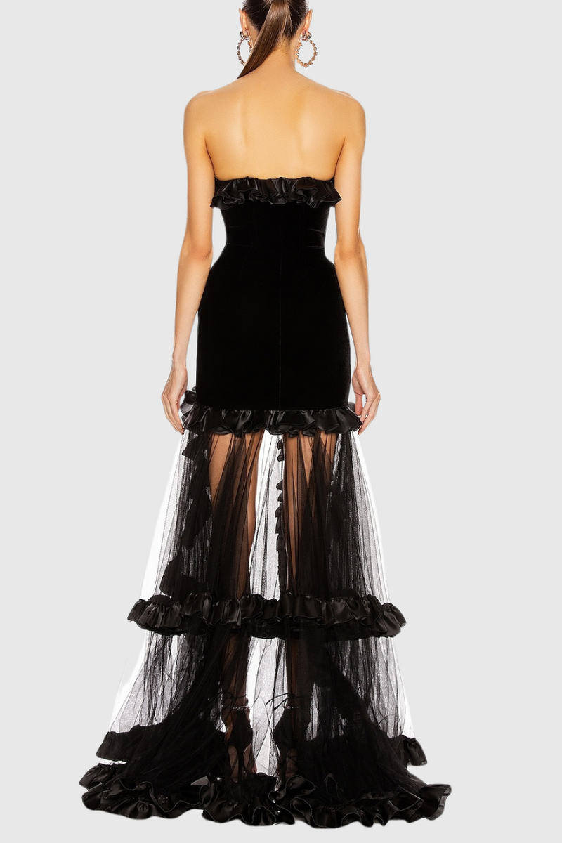 Gracefully Styled Dress for Any Occasion