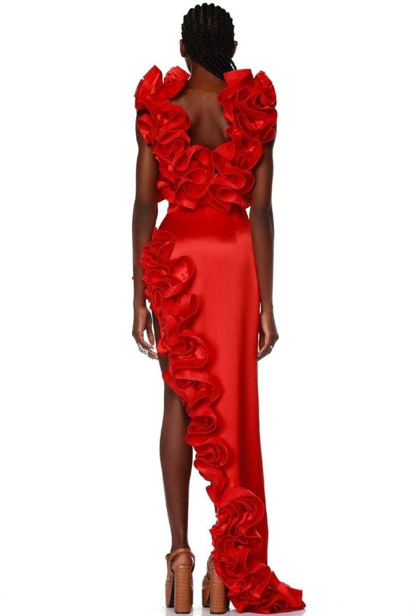 Beautifully Finished Garment in a Timeless Design