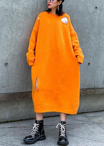 Well Tailored Sweater with a Graceful Silhouette