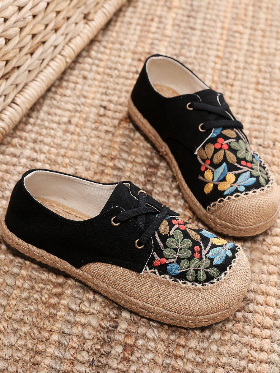 Beautifully Finished Shoes in a Timeless Design