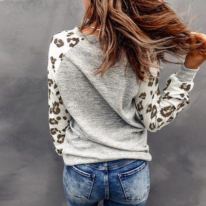 Well Tailored Sweater with a Graceful Silhouette