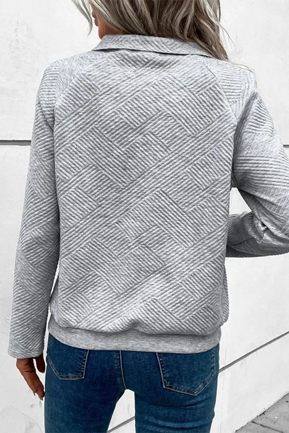 Classic Vintage Shirt with a Flattering Fit