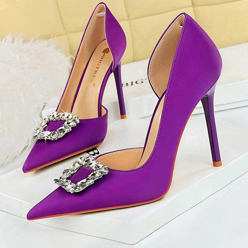 Sophisticated Heels with a Clean Classic Look