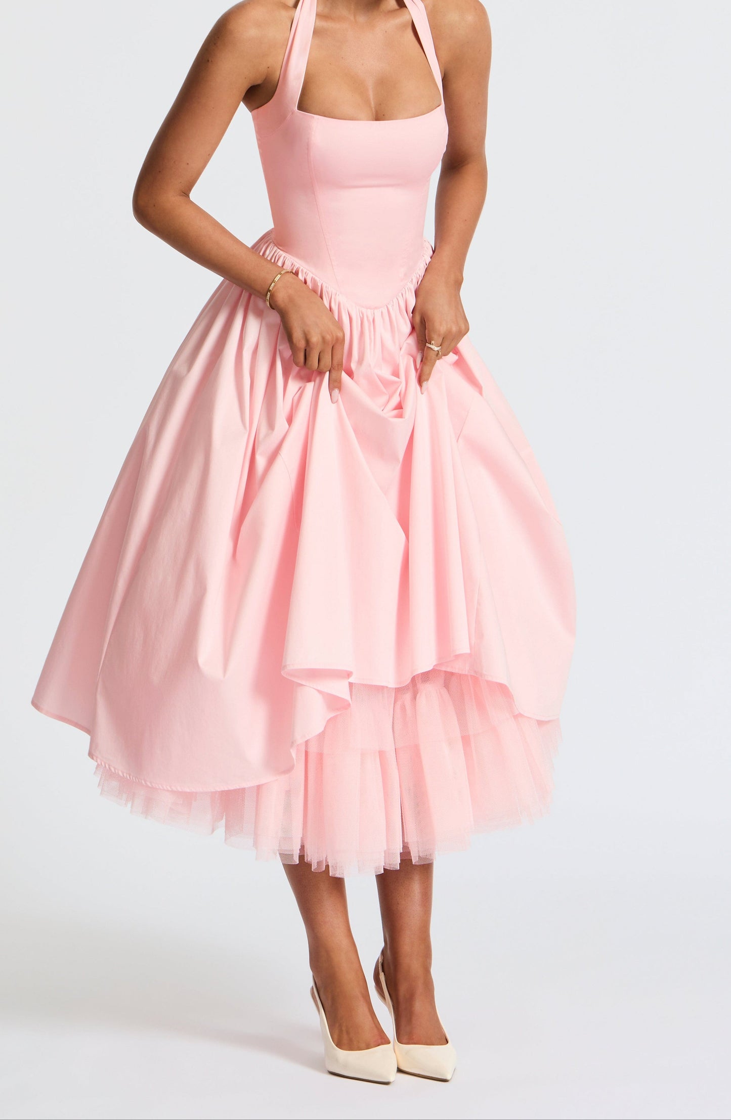 Classic Vintage Dress with a Flattering Fit
