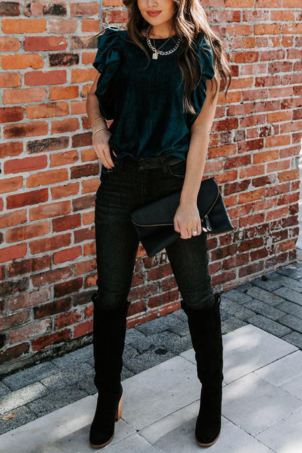 Polished Top with an Effortless Classic Look