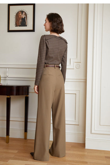 Gracefully Styled Blouse for Any Occasion