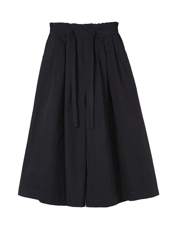 Beautifully Finished Pants in a Timeless Design