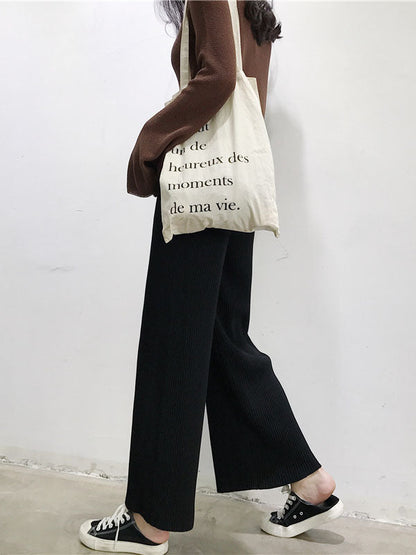 Sophisticated Pants with a Clean Classic Look