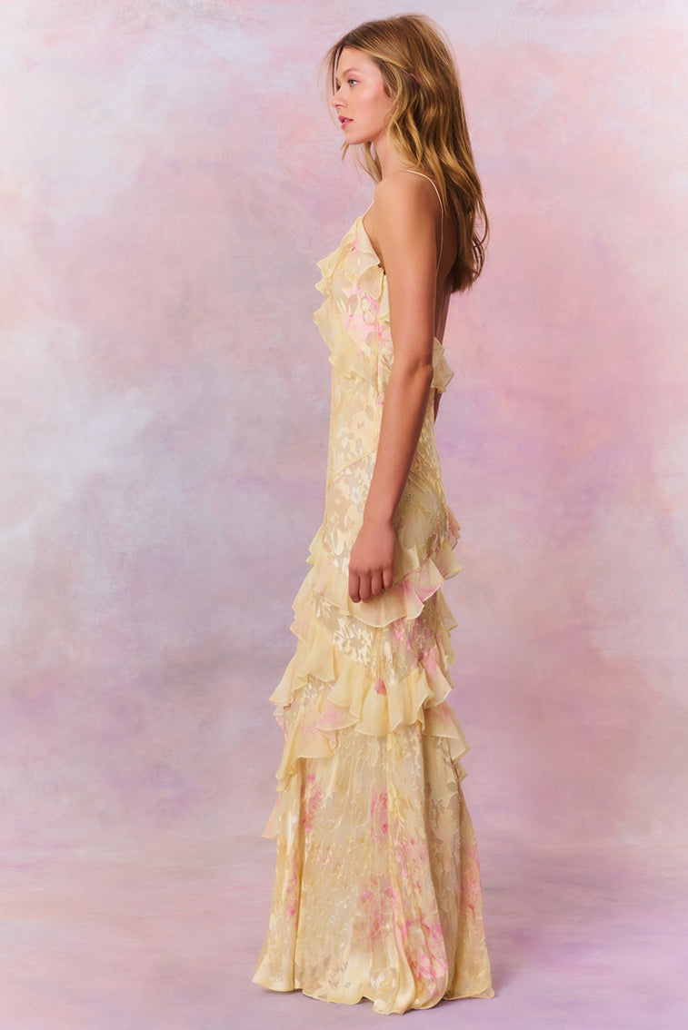 Beautifully Finished Dress in a Timeless Design